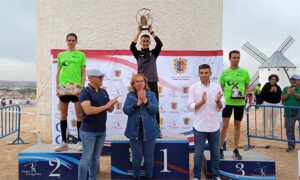 El Gobierno regional apoya una de las pruebas señeras de nuestro calendario atlético, el cross “Villa de los Molinos” de Campo de Criptana