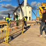Campo de Criptana avanza en la accesibilidad de la Sierra de los Molinos con hormigón desactivado